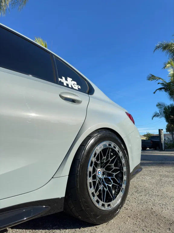F82S