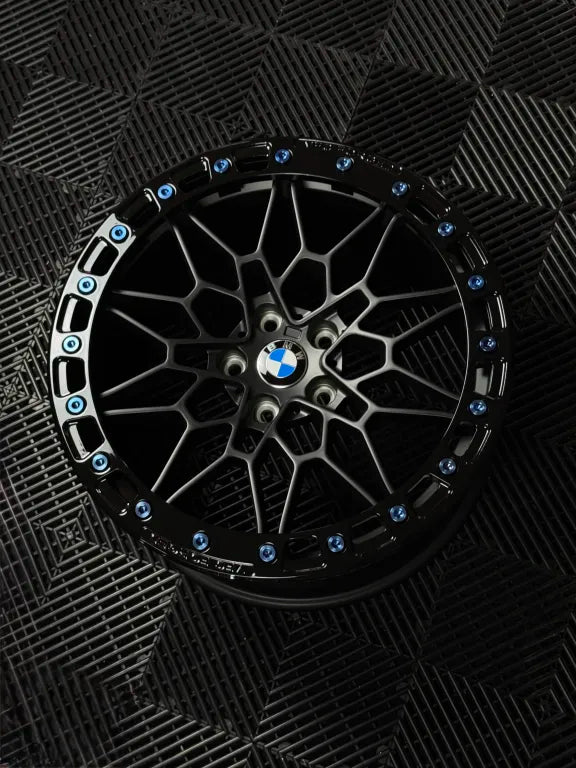 F82S