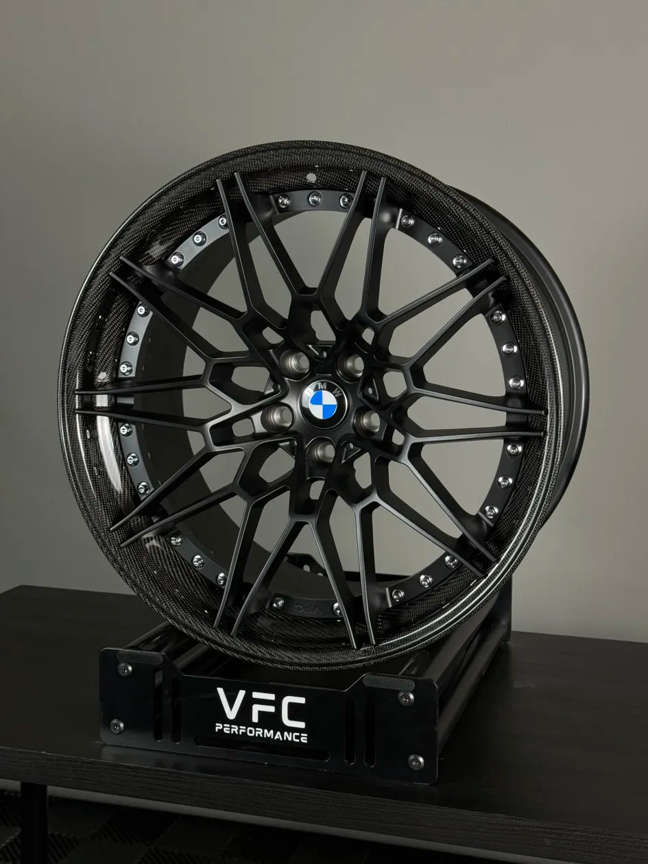 F82S